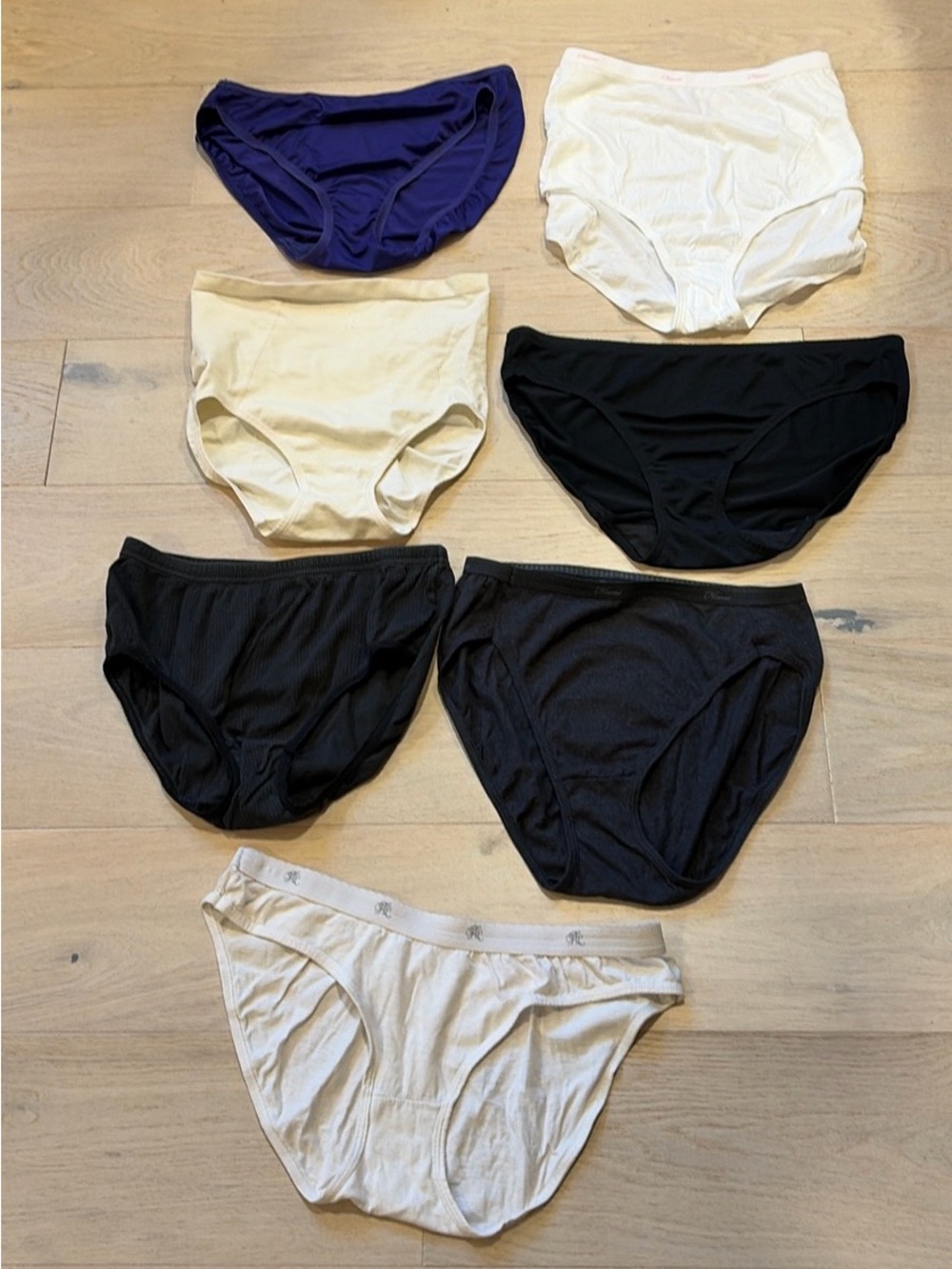 Cotton Briefs 7-Pack - Black, White, Purple, Cream